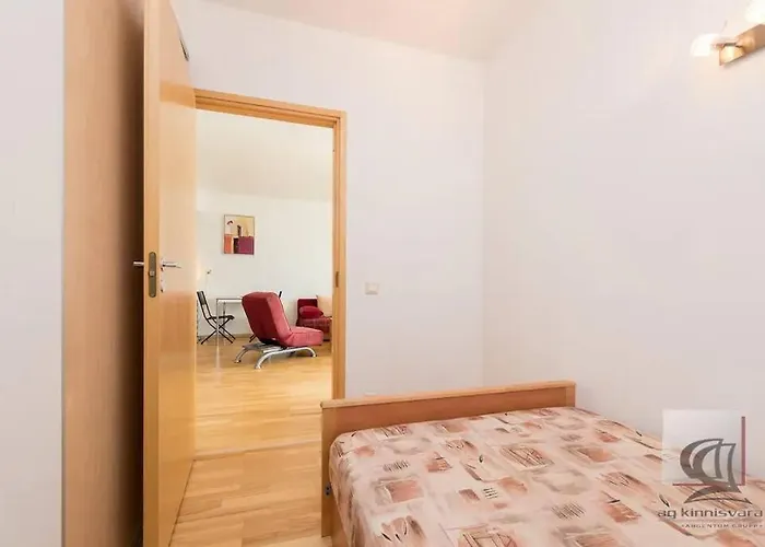 Cozy 2-bedroom Penthouse In The Heart Of