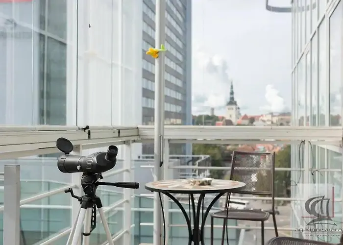 Cozy 2-bedroom Penthouse In The Heart Of Appartamento