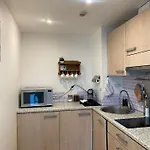 Cozy 2-bedroom Penthouse In The Heart Of