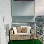 Apartamento Cozy 2-bedroom Penthouse In The Heart Of