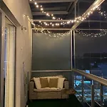 Cozy 2-bedroom Penthouse In The Heart Of Apartamento *