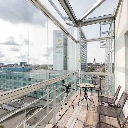 Cozy 2-bedroom Penthouse In The Heart Of Appartement *